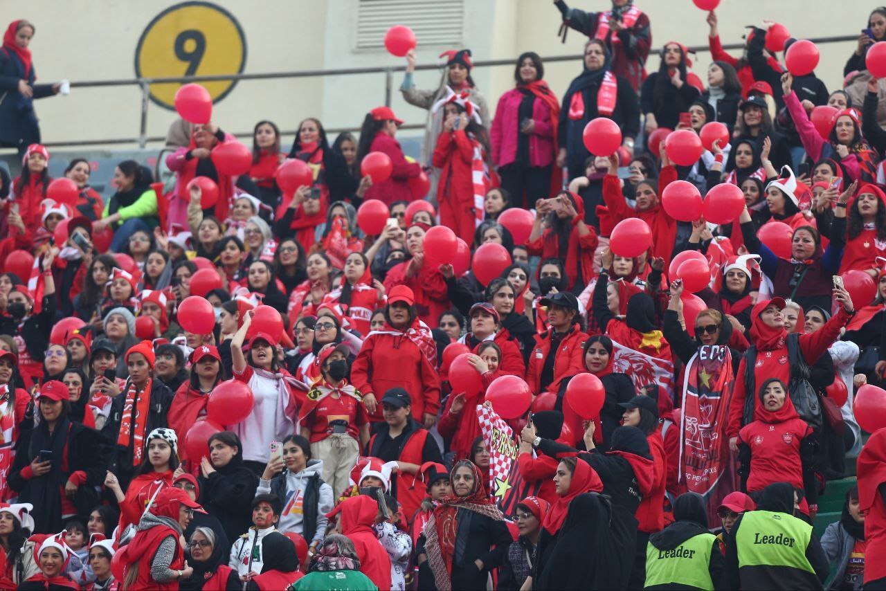 بماند///مرور اتفاقات آخرین تقابل هوادار و پرسپولیس|