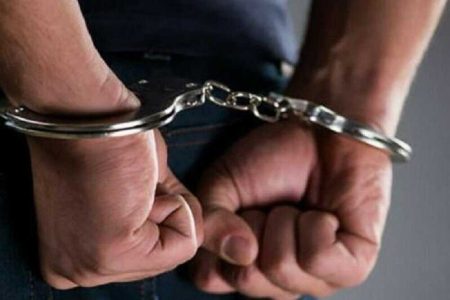بازداشت موادفروش حرفه‌ای در پوشش مسافربر