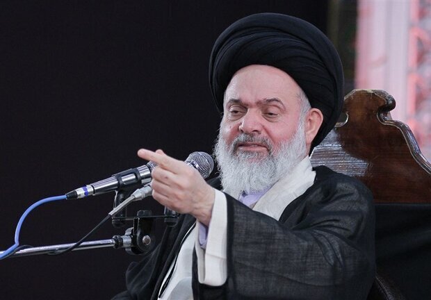 گری بازنگری در شناخت نسل جوان داشته باشیم